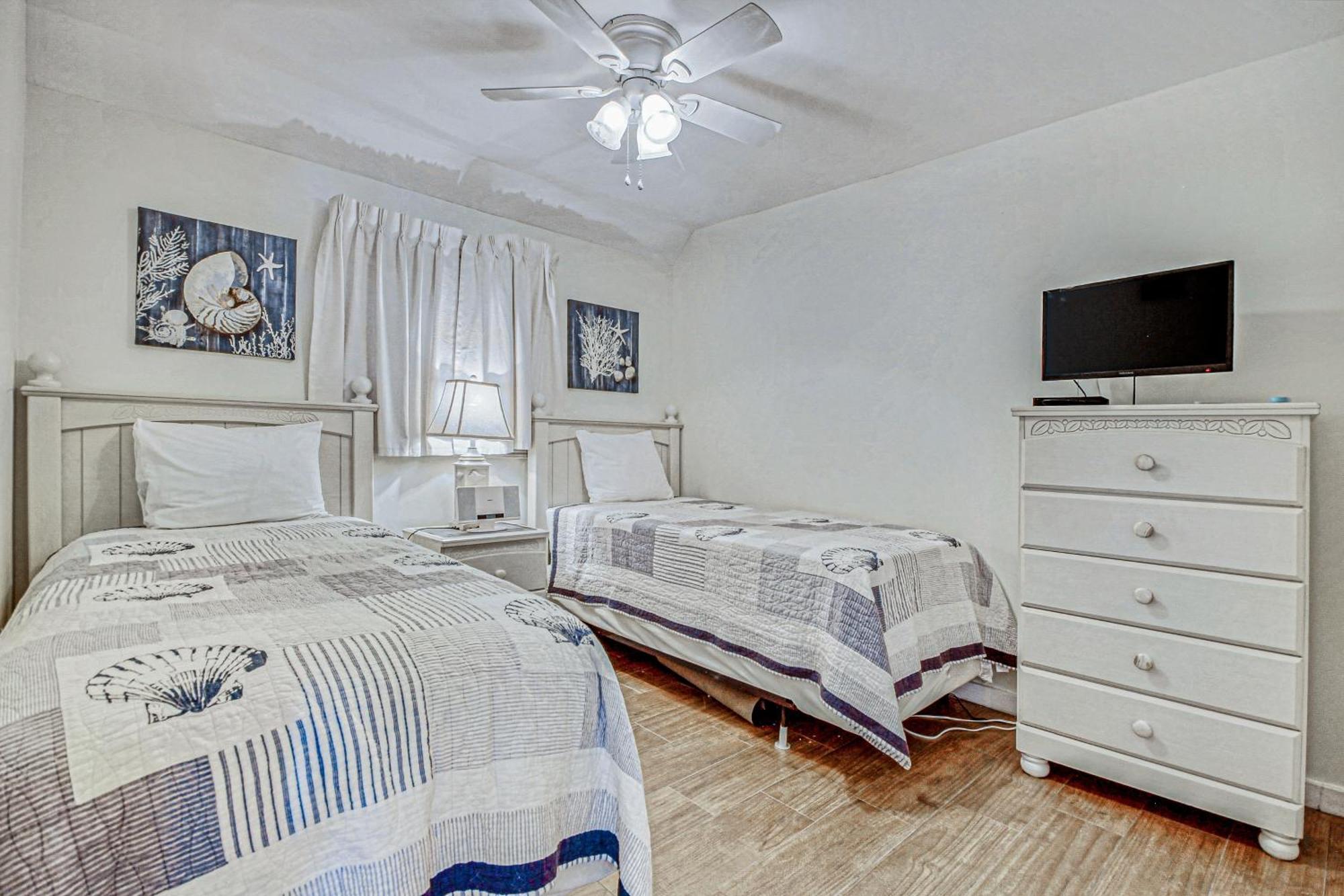 Breezes & Carolina Sunshine Holiday home Myrtle Beach