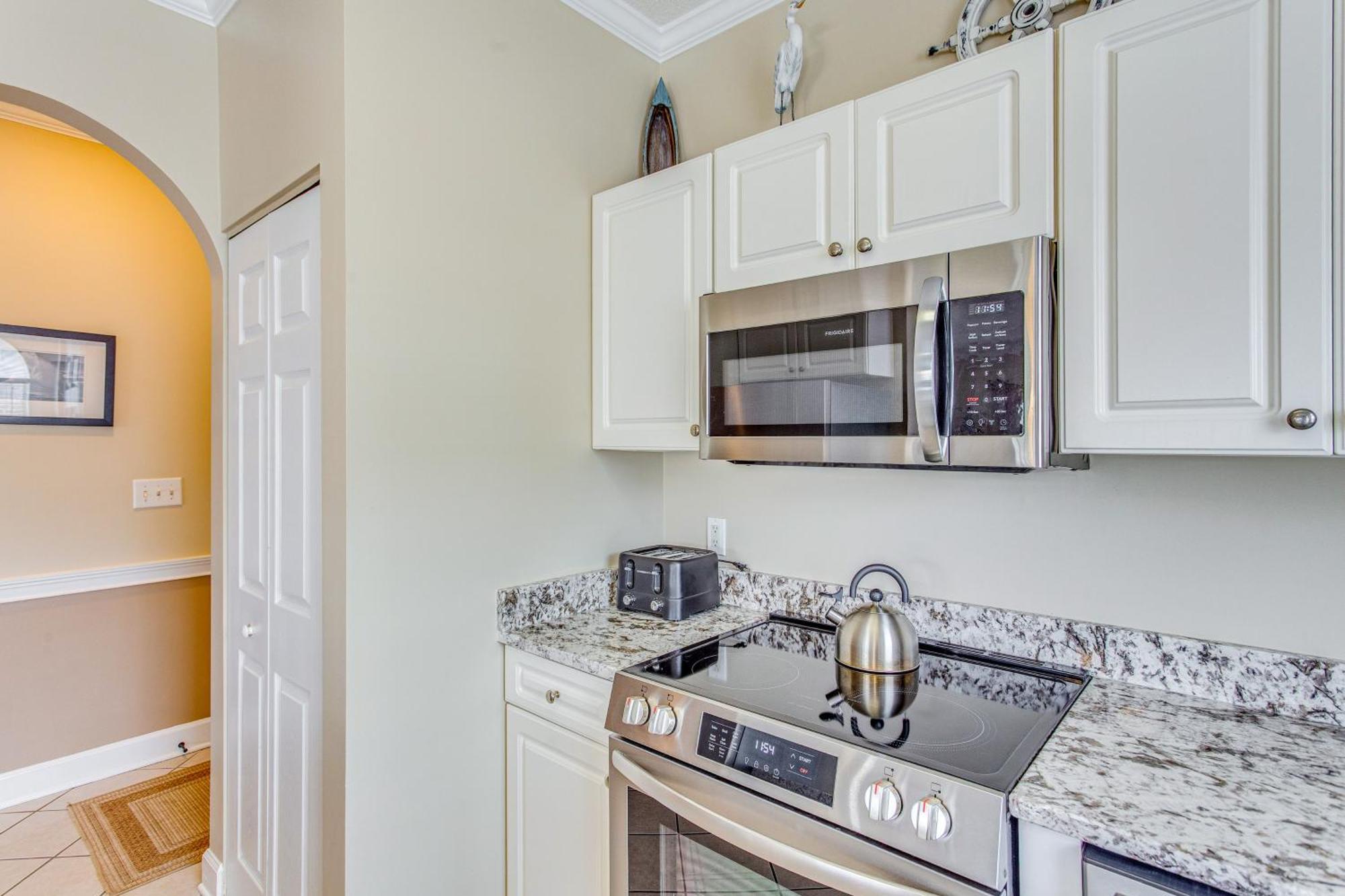 Pet-friendly Myrtle Escape With Pool Views! Apartment *