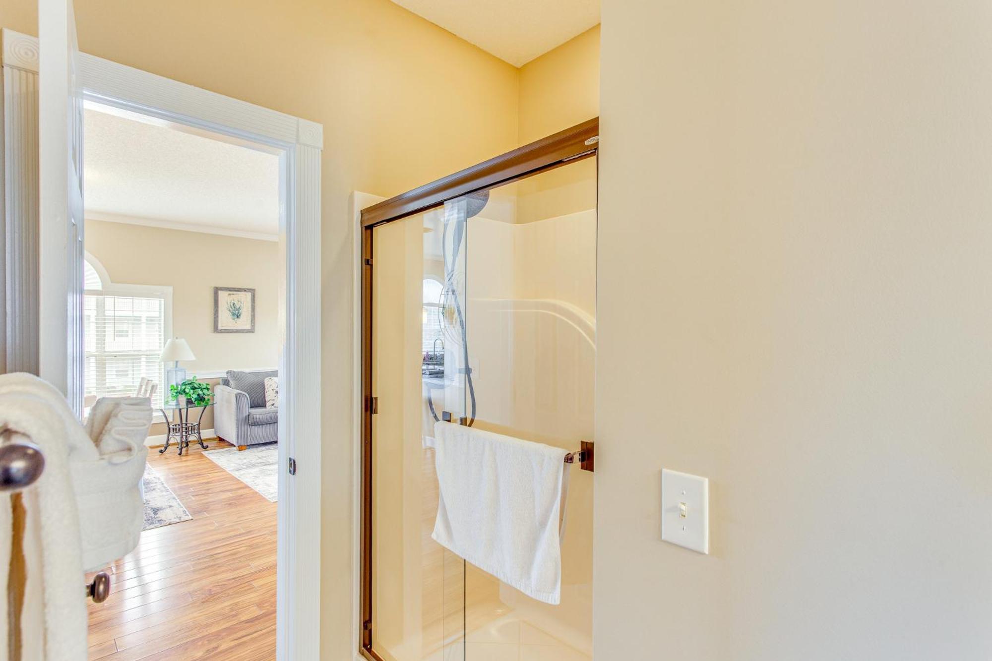 Pet-friendly Myrtle Escape With Pool Views! Apartment Myrtle Beach