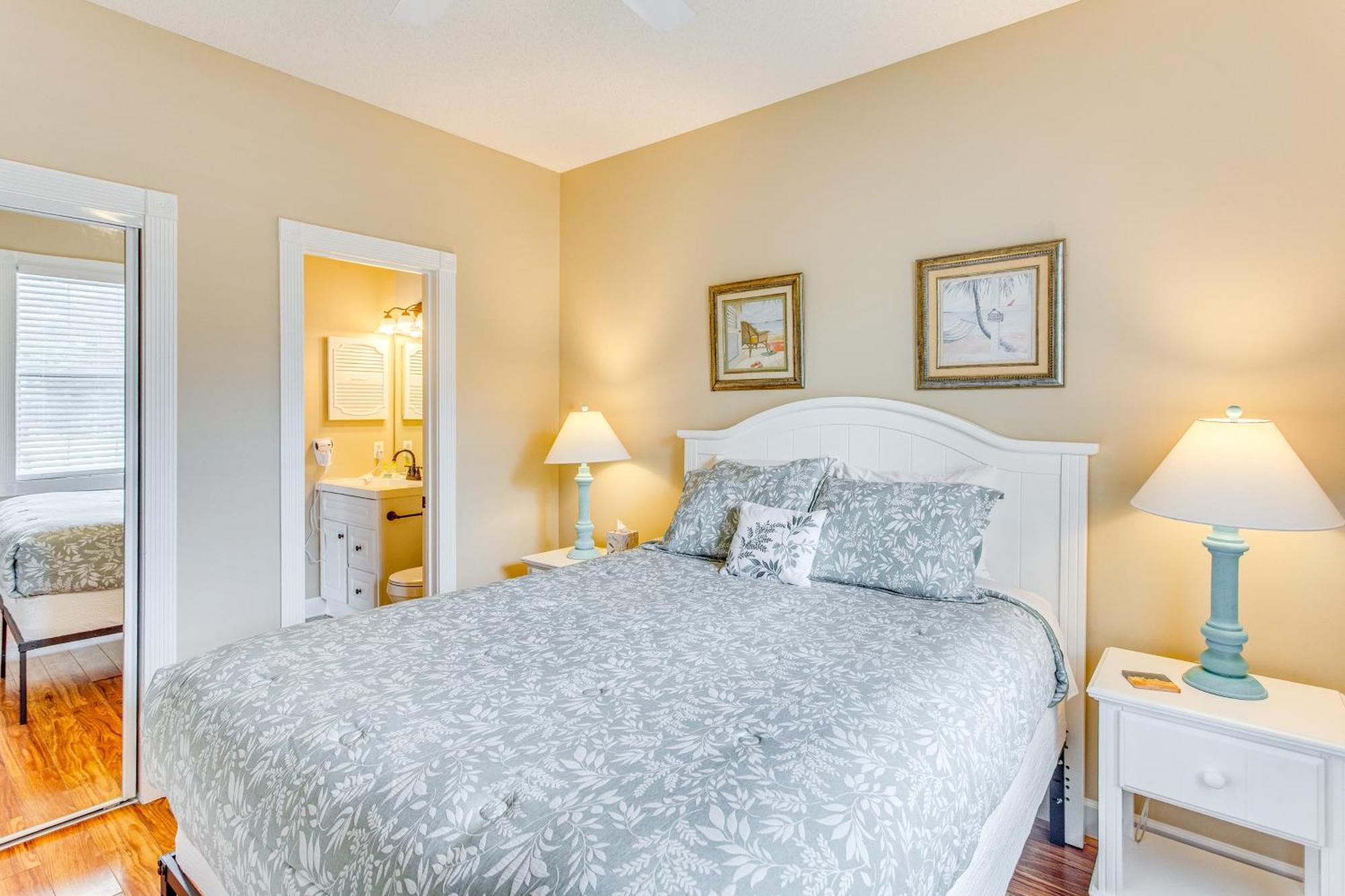 Pet-friendly Myrtle Escape With Pool Views! * Myrtle Beach