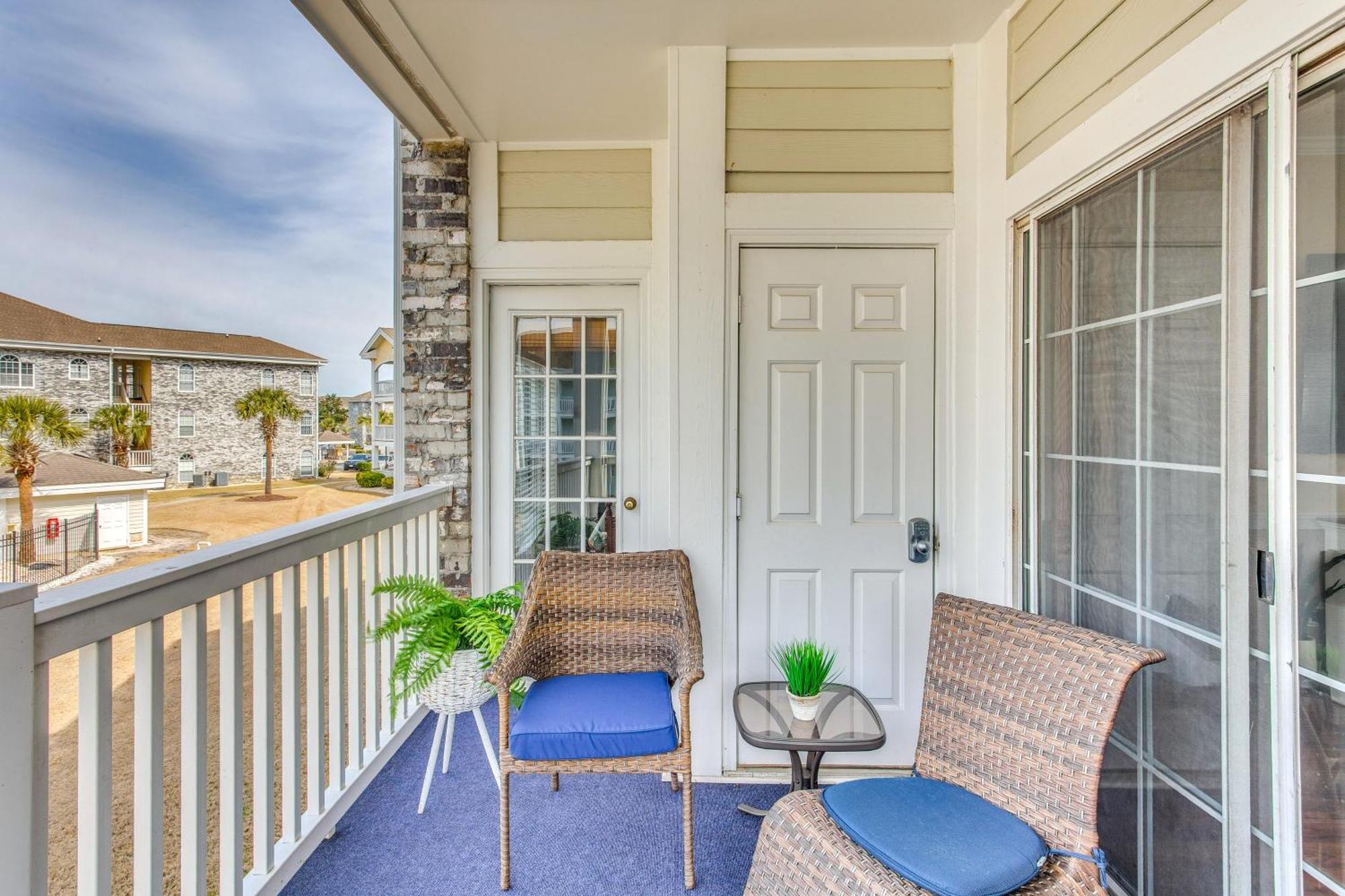 Pet-friendly Myrtle Escape With Pool Views! Myrtle Beach
