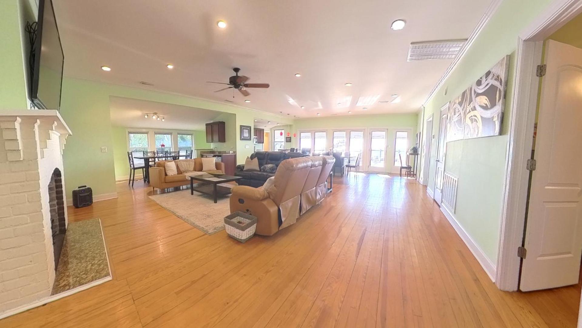 Posh Oceanfront Oasis: Private Pool, & Game * Myrtle Beach