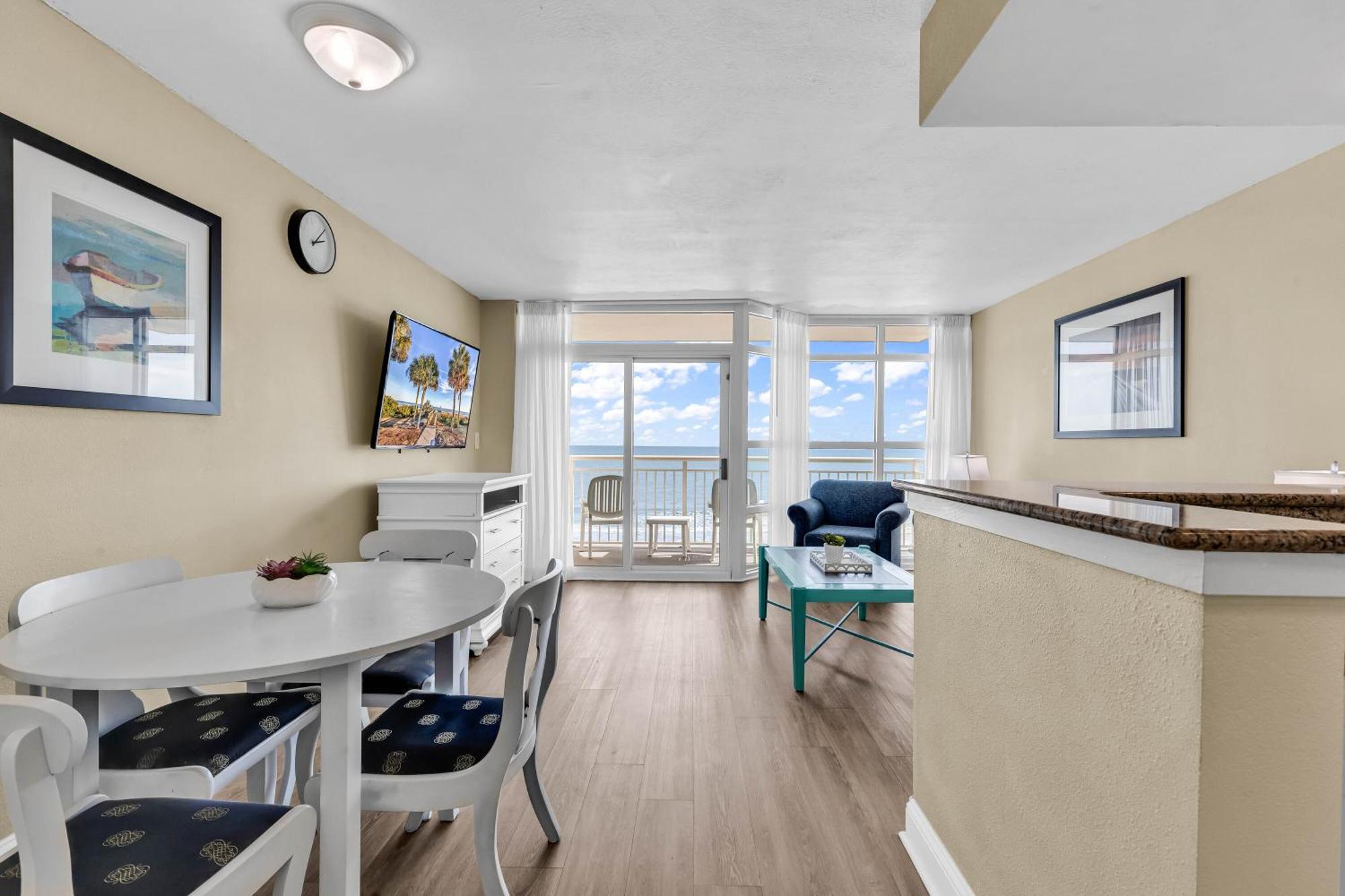 Carolinian Apartment Myrtle Beach