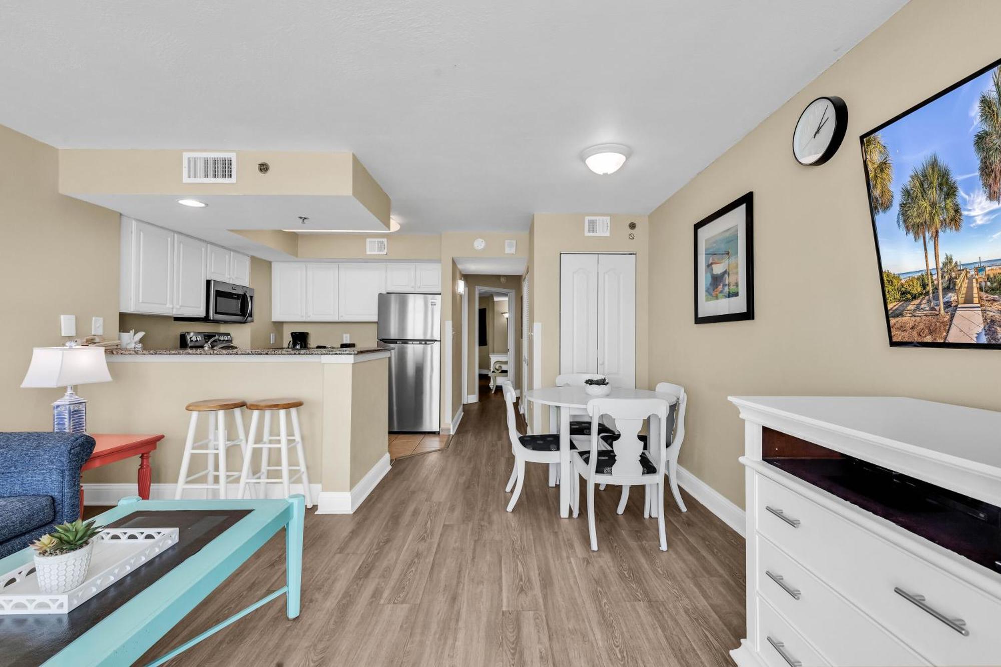 Carolinian Apartment Myrtle Beach