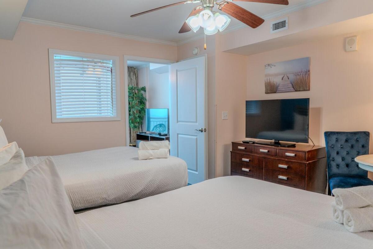 Apartment Towers On The Grove 724 Direct Oceanfront Sleeps 6 Guests