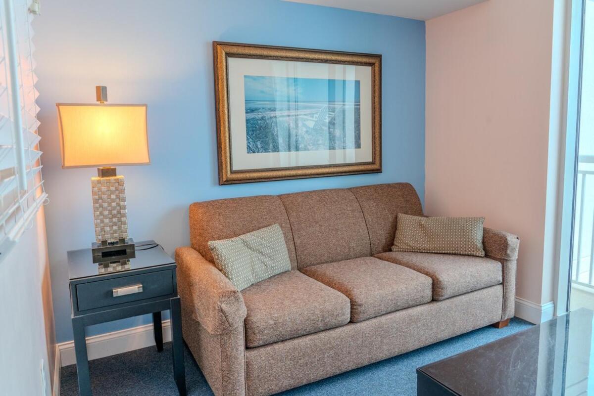 Towers On The Grove 724 Direct Oceanfront Sleeps 6 Guests Apartment Myrtle Beach