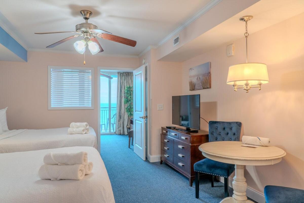 Towers On The Grove 724 Direct Oceanfront Sleeps 6 Guests * Myrtle Beach