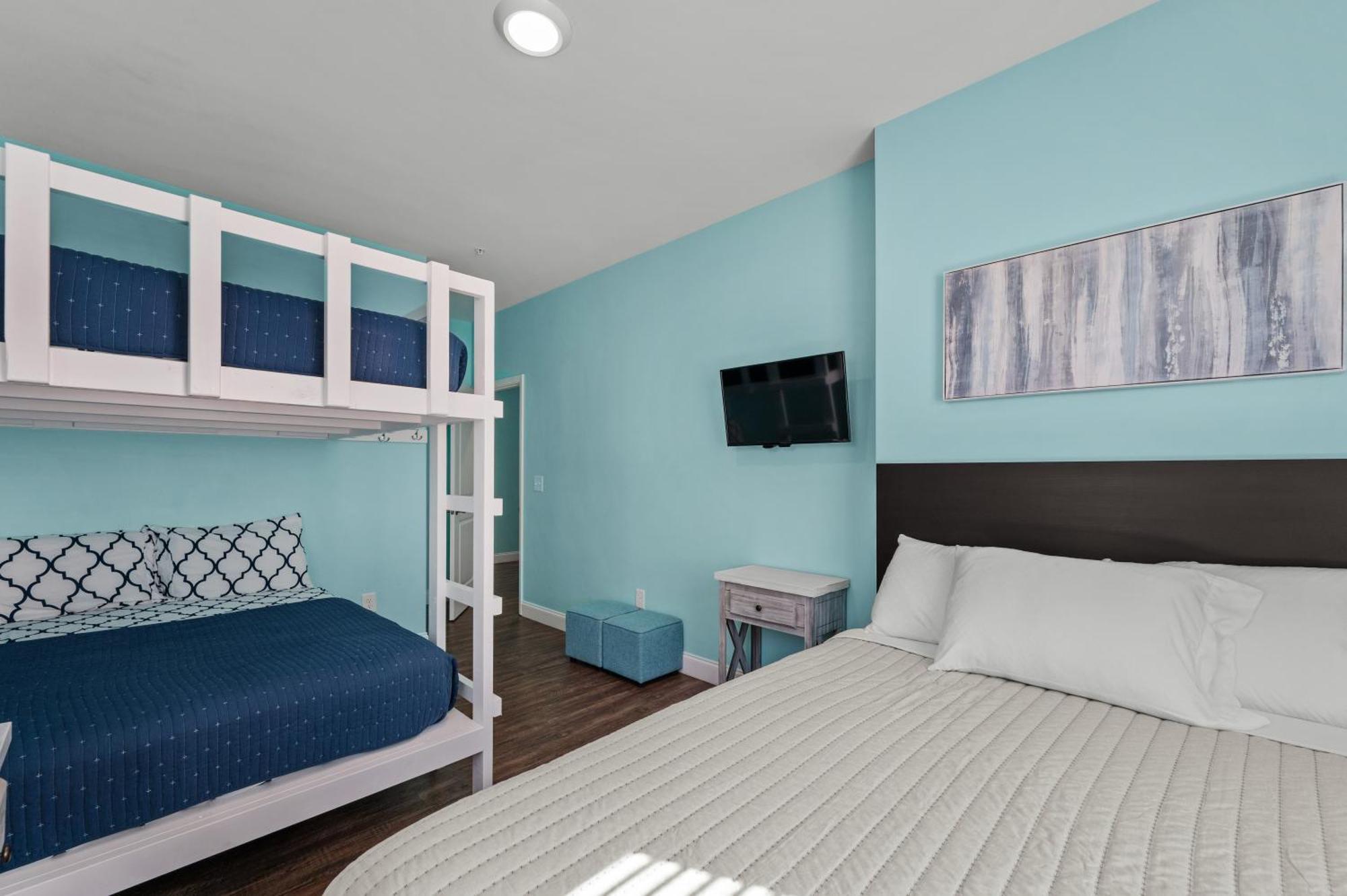 204 Unit B By Together