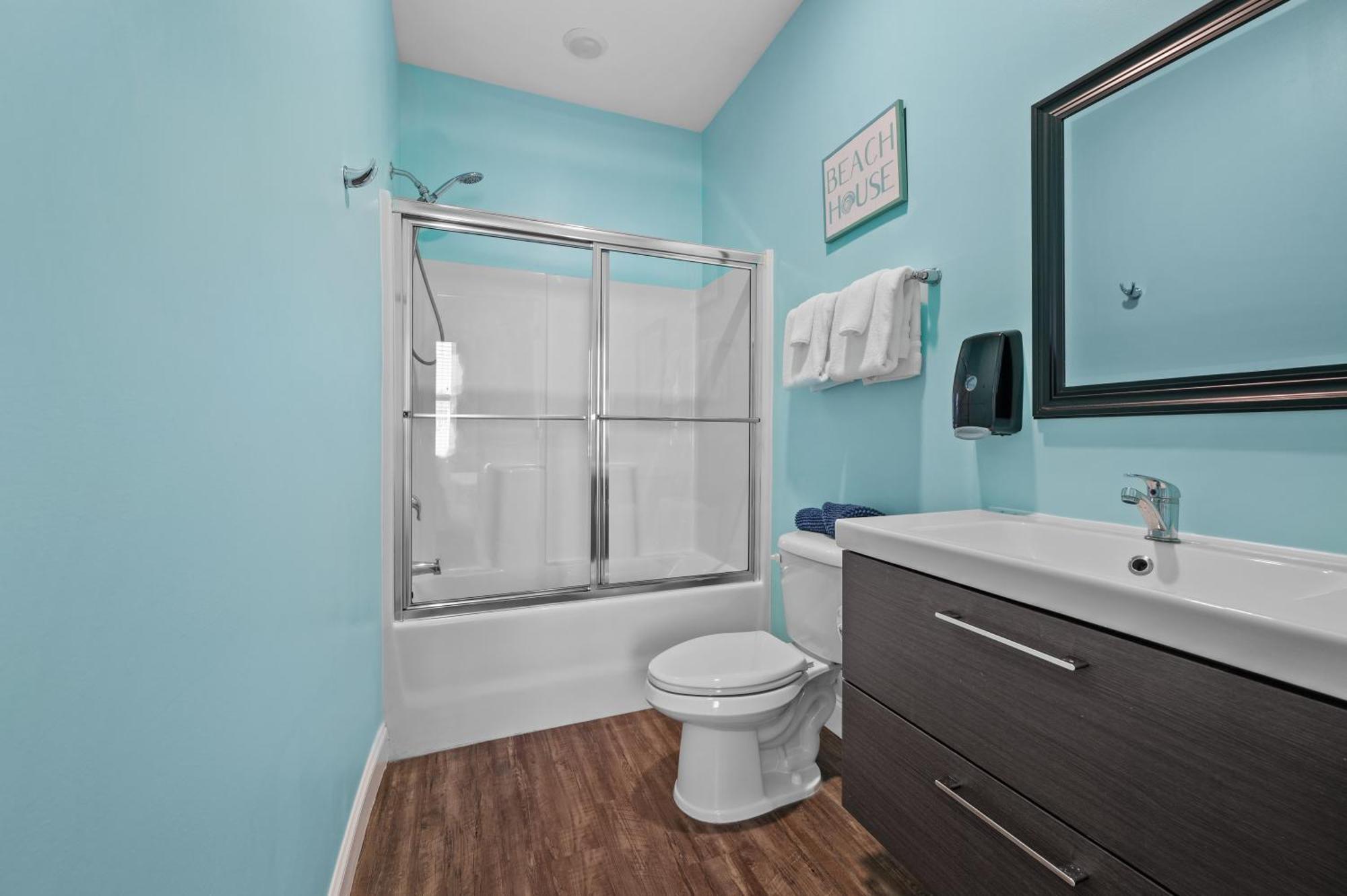 204 Unit B By Together