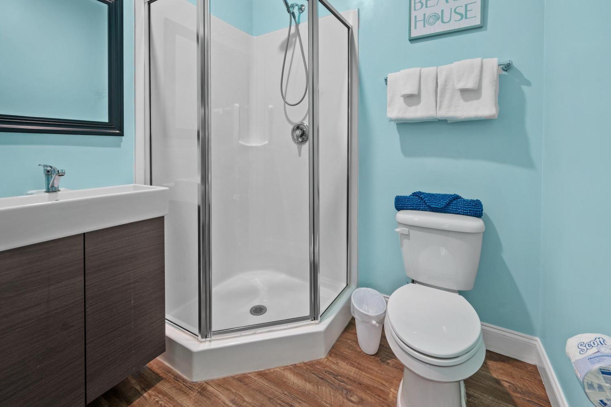 204 Unit B By Together