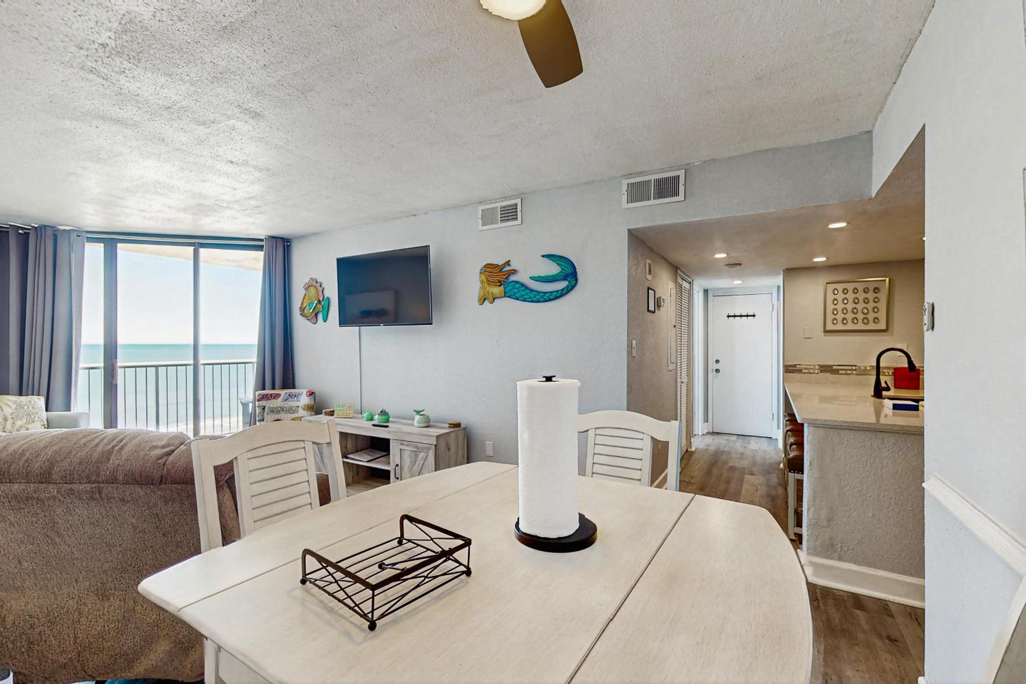 Apartment Oceanfront 529 At Sands Ocean Club *