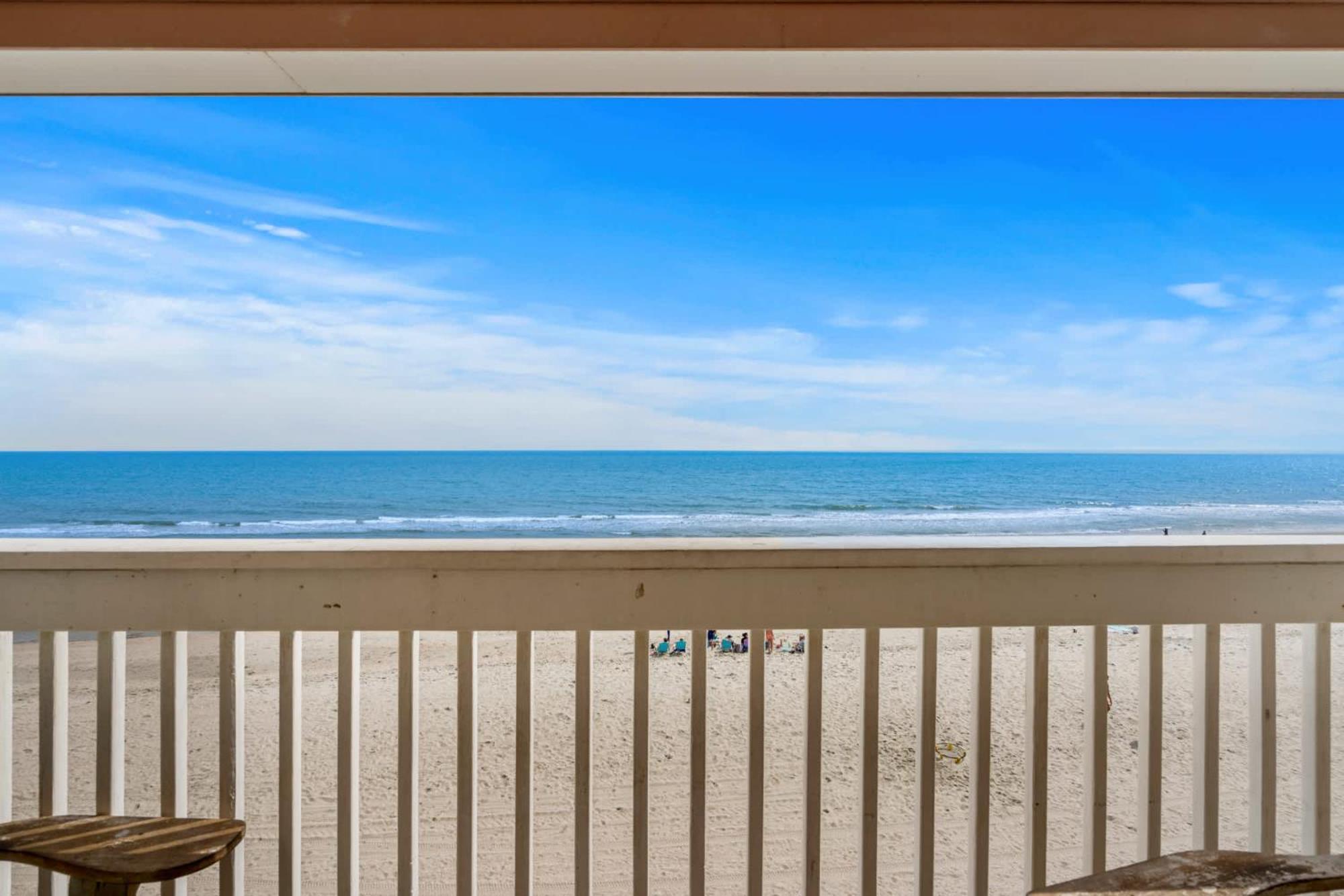 Duneside Oceanfront Paradise Unit 302 Holiday home Myrtle Beach