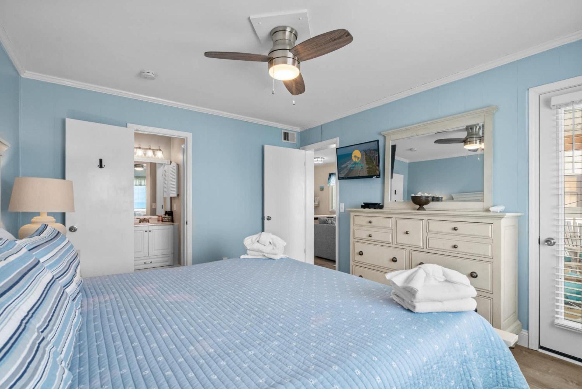 Duneside Oceanfront Paradise Unit 302 Holiday home Myrtle Beach