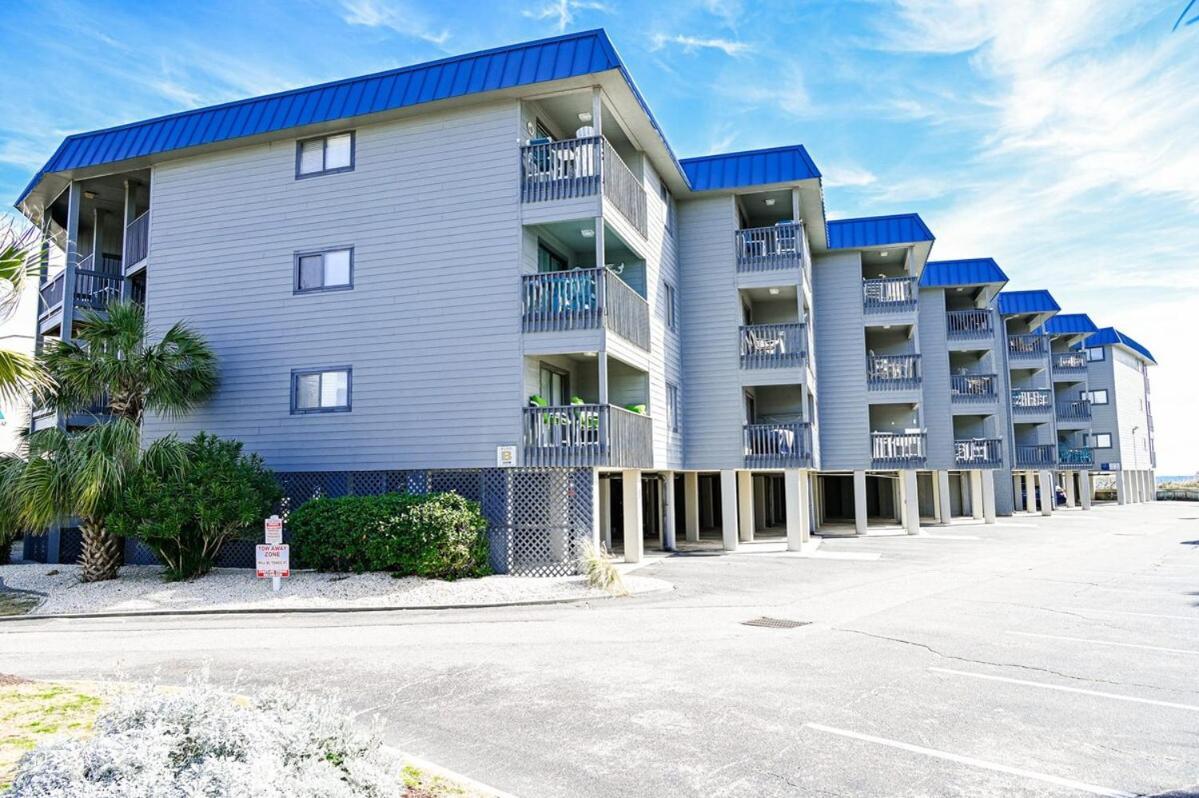 Holiday home Drifty Daze Oceanfront W Pool *