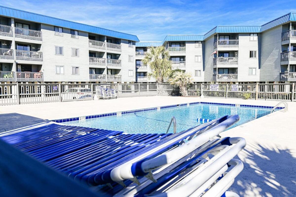 Holiday home Drifty Daze Oceanfront W Pool