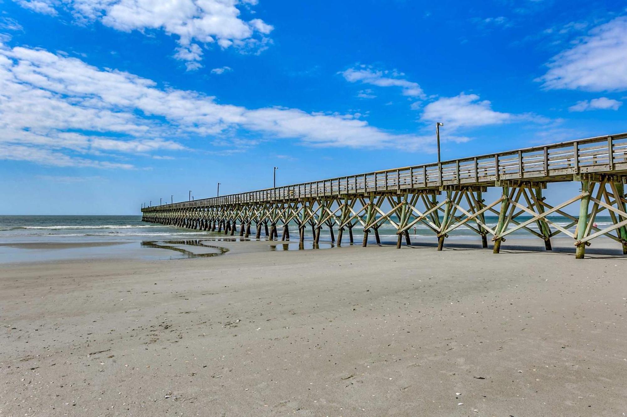 Drifty Daze Oceanfront W Pool Holiday home *