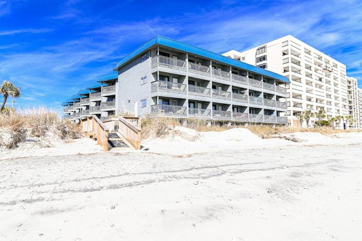 Holiday home Drifty Daze Oceanfront W Pool *