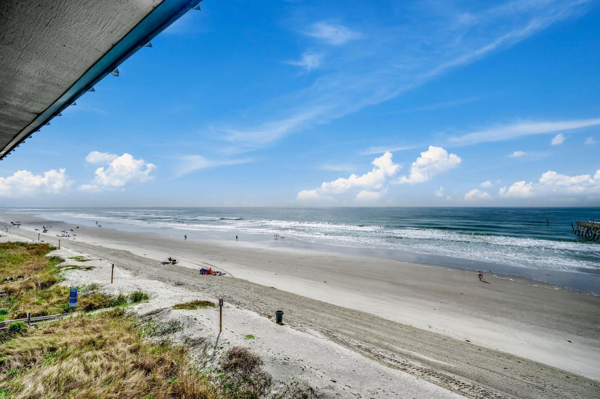 Drifty Daze Oceanfront W Pool *