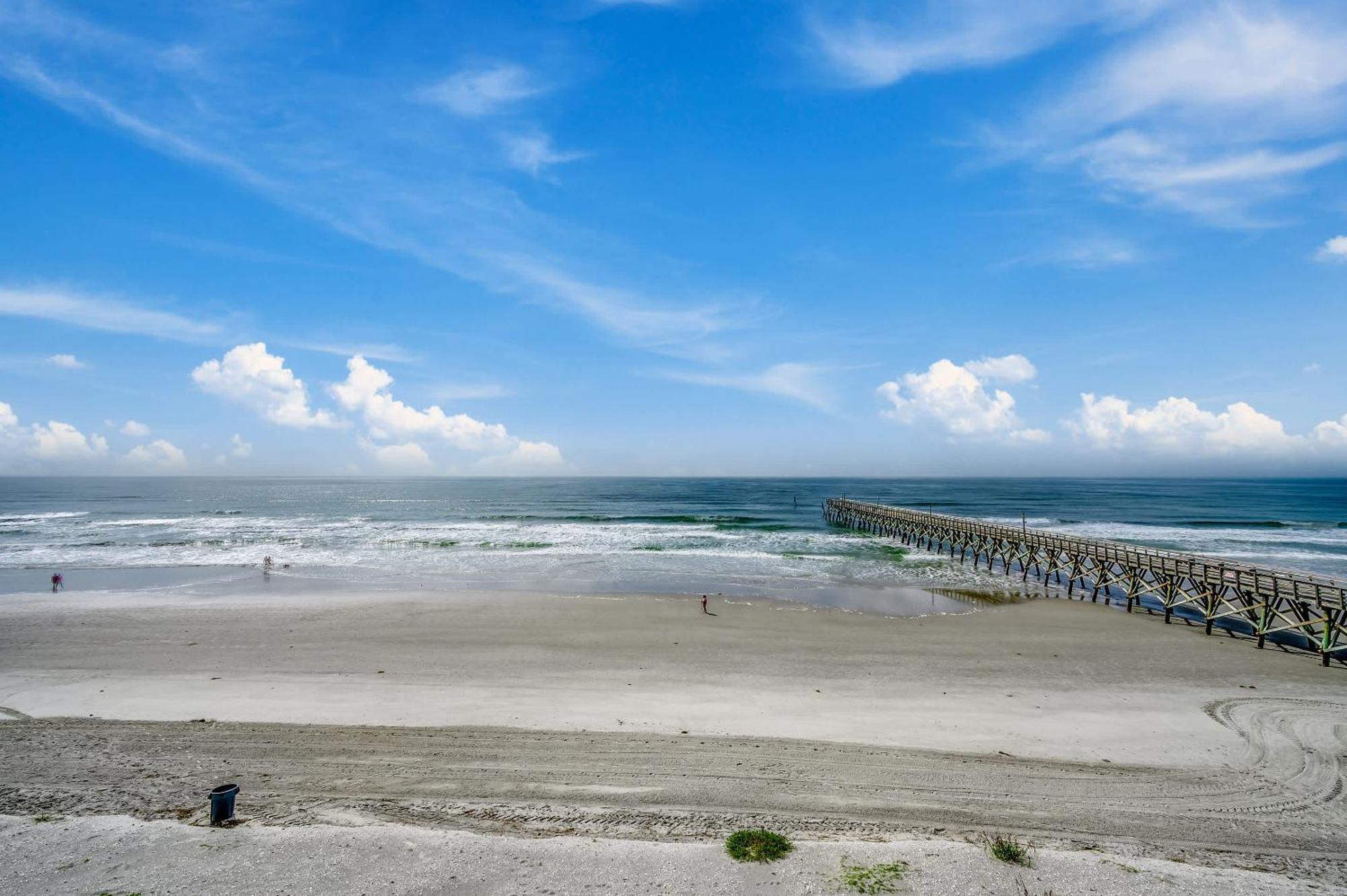 Drifty Daze Oceanfront W Pool *