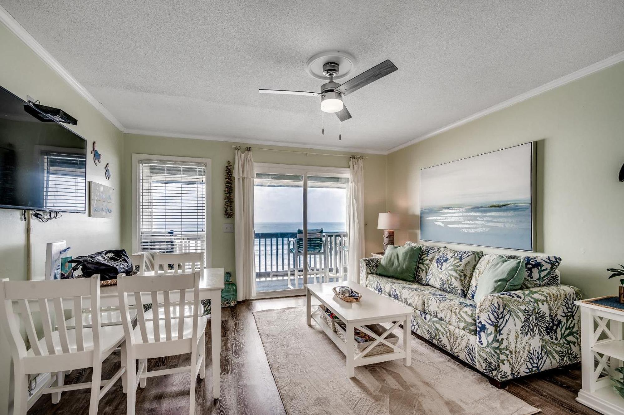 Holiday home Drifty Daze Oceanfront W Pool Myrtle Beach