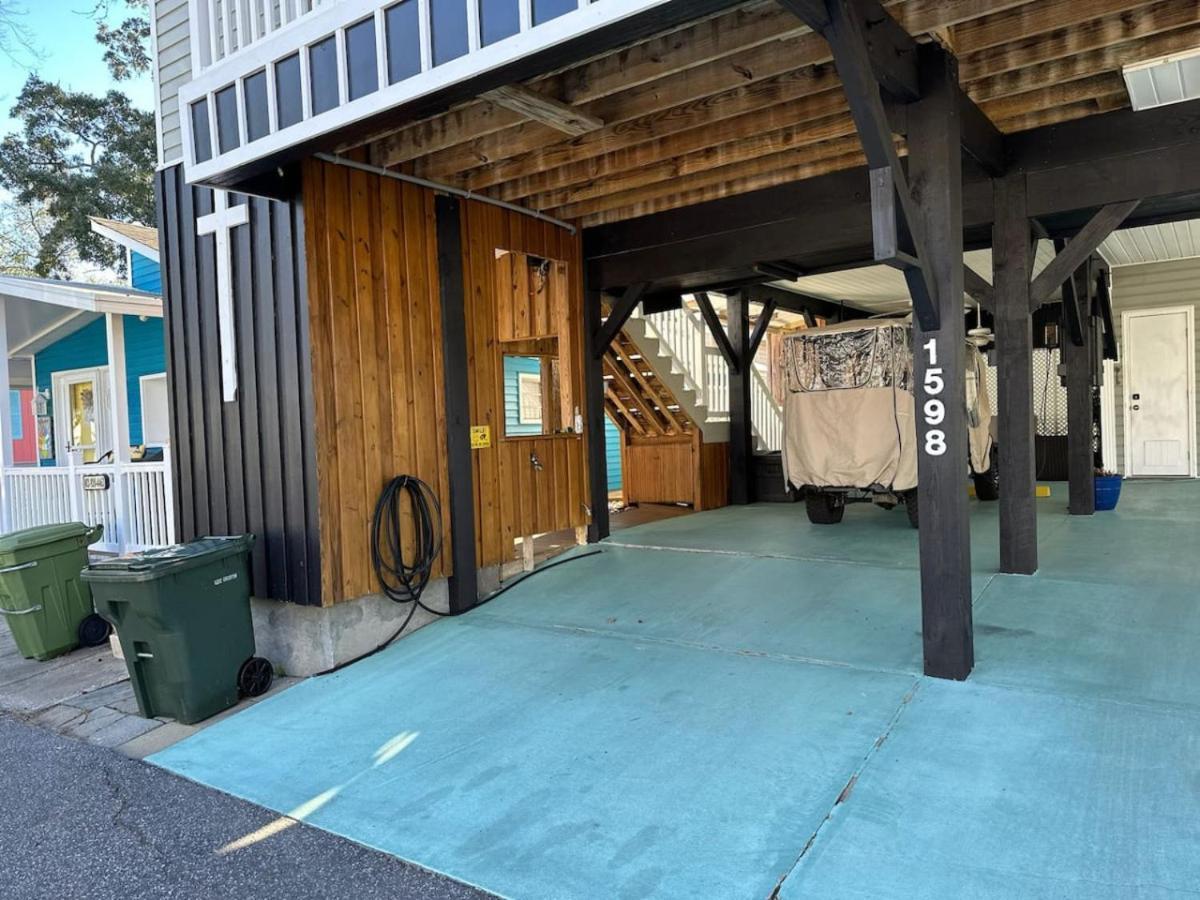 Pet Friendly Golf Cart Elevator *