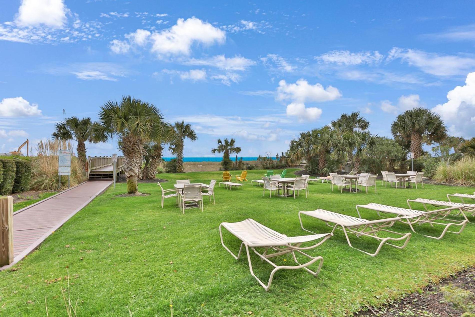 Memorable Sunrises At Meridian Plaza 1 Bedroom *
