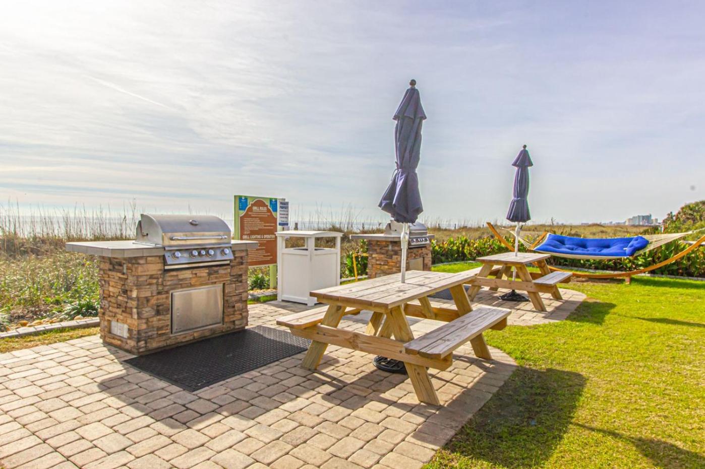 Towers On The Grove 724 Direct Oceanfront Sleeps 6 Guests Apartment