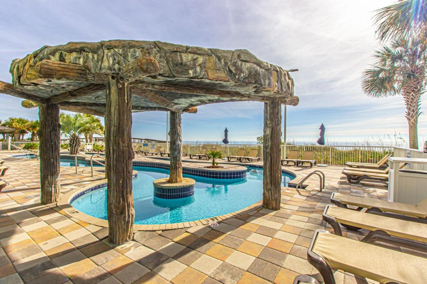 Towers On The Grove 724 Direct Oceanfront Sleeps 6 Guests Apartment