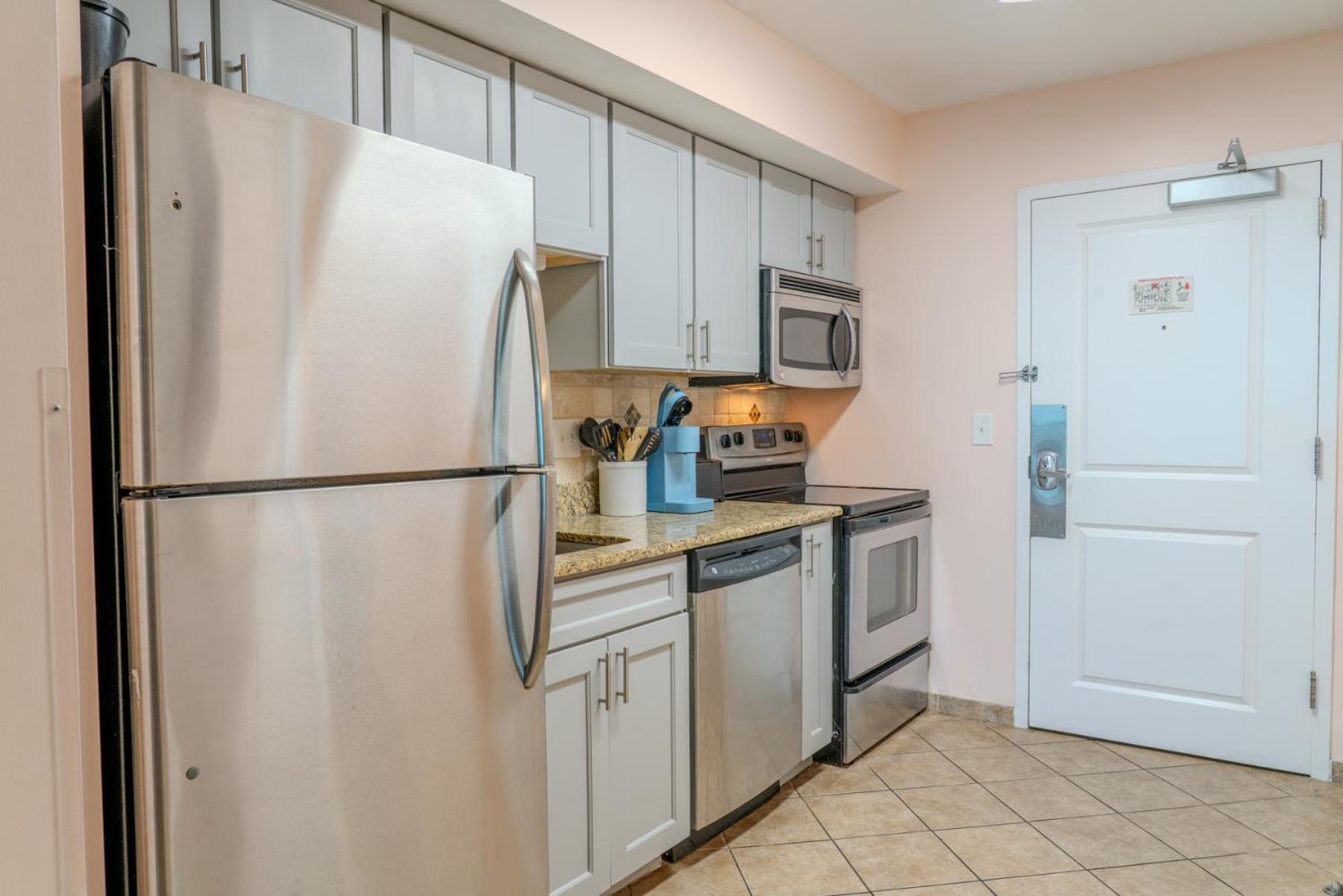 Apartment Towers On The Grove 724 Direct Oceanfront Sleeps 6 Guests Myrtle Beach