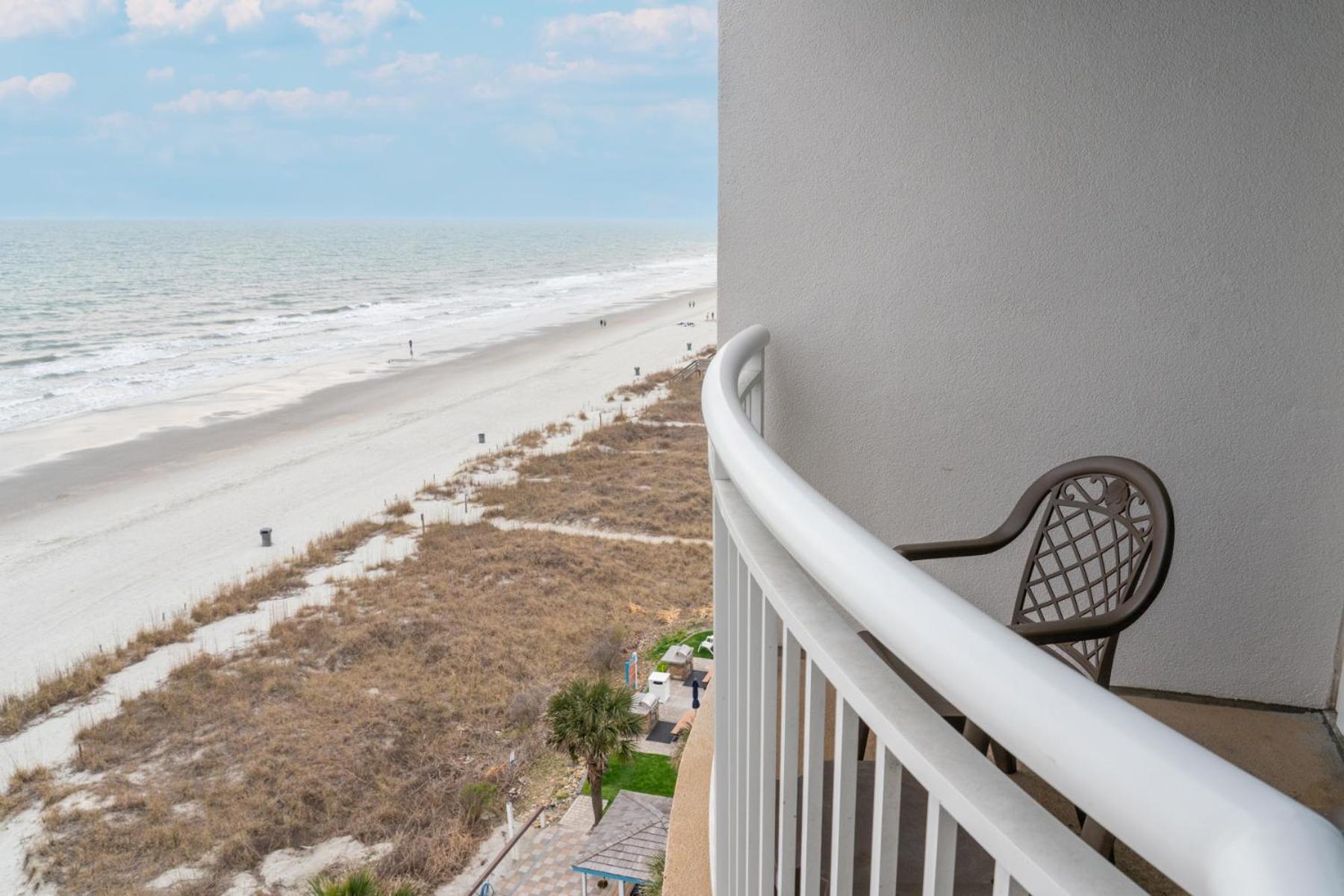 Towers On The Grove 724 Direct Oceanfront Sleeps 6 Guests Apartment Myrtle Beach