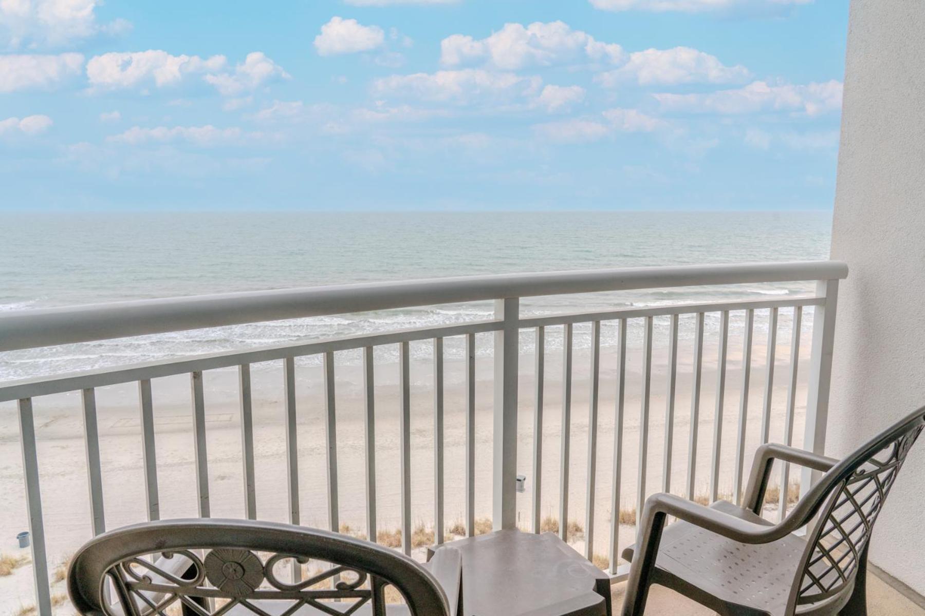 Apartment Towers On The Grove 724 Direct Oceanfront Sleeps 6 Guests Myrtle Beach