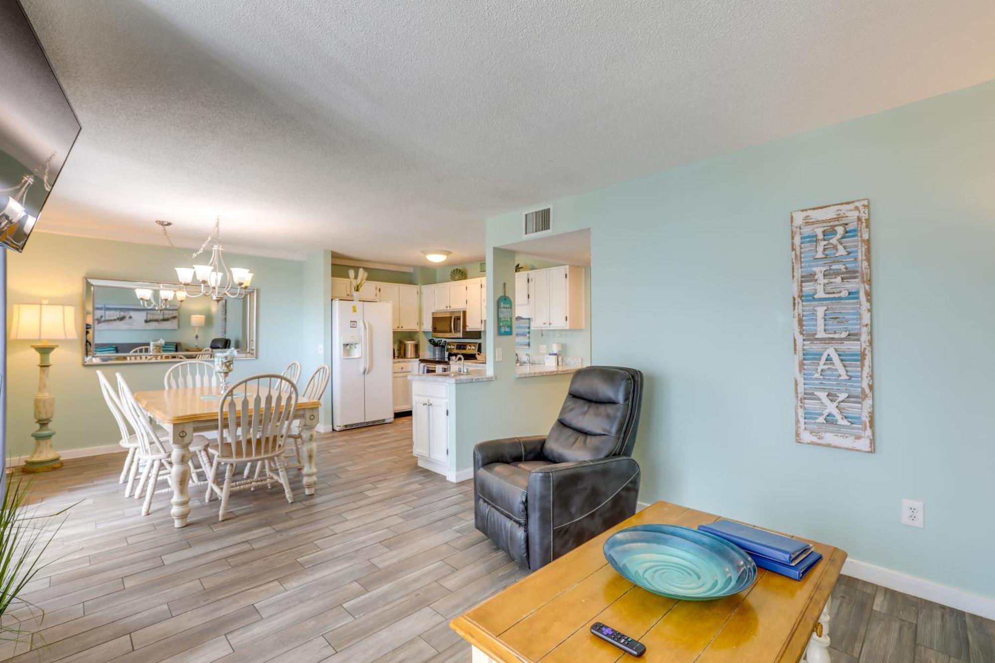 Ocean-view Balcony Myrtle Condo! Apartment Myrtle Beach