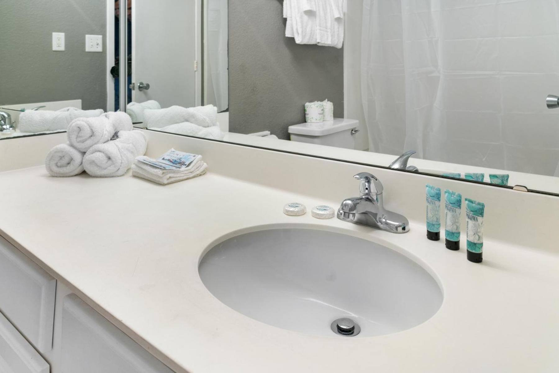Holiday home Ocean View Double Queen Suite! Perfect For 4 Guests! Sea Mist 51112