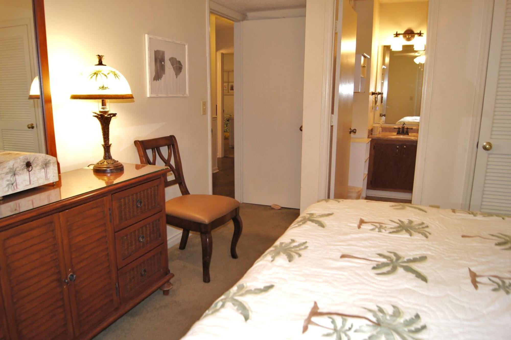 Sea Cloisters 101d Apartment *