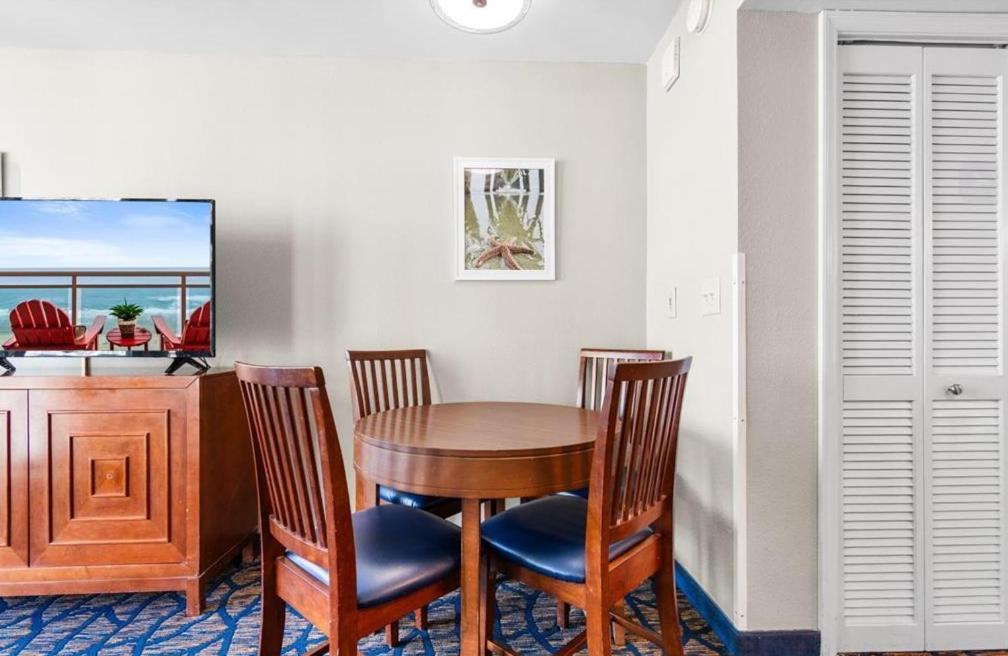 Incredible Ocean View Suite-indoor Waterpark And More! Dunes Village 1033 Holiday home