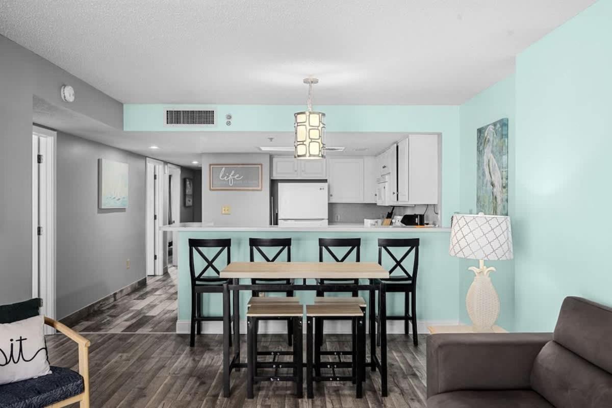 Charming View 3br King Pool Free Tickets B152 Myrtle Beach
