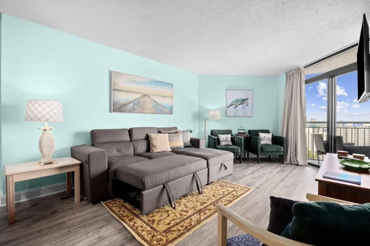 Charming View 3br King Pool Free Tickets B152 Holiday home *