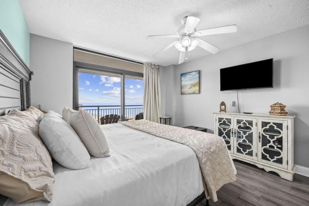 Holiday home Charming View 3br King Pool Free Tickets B152 Myrtle Beach