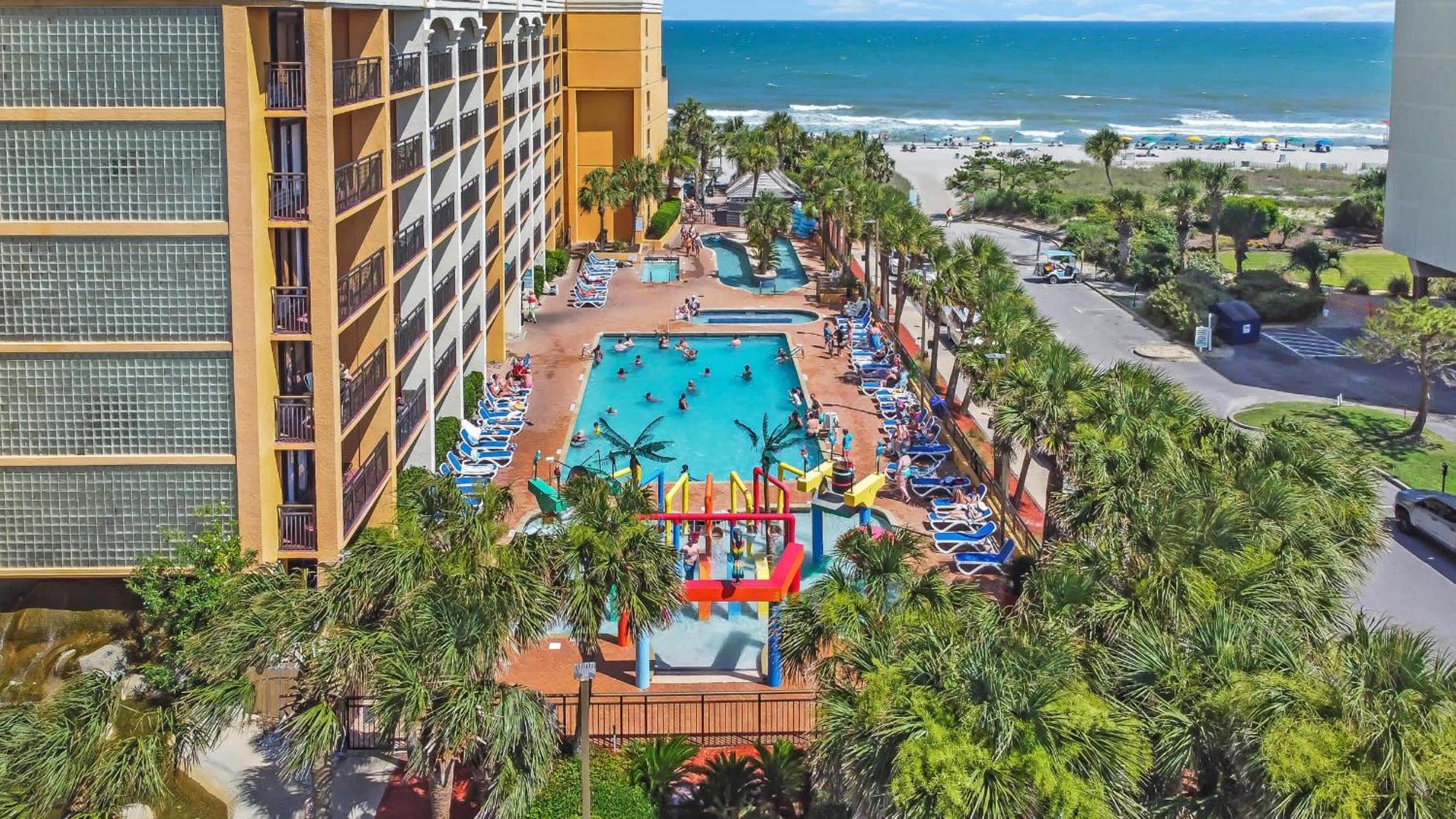 Pool View Oceanfront Caravelle W Lazy River Holiday home *