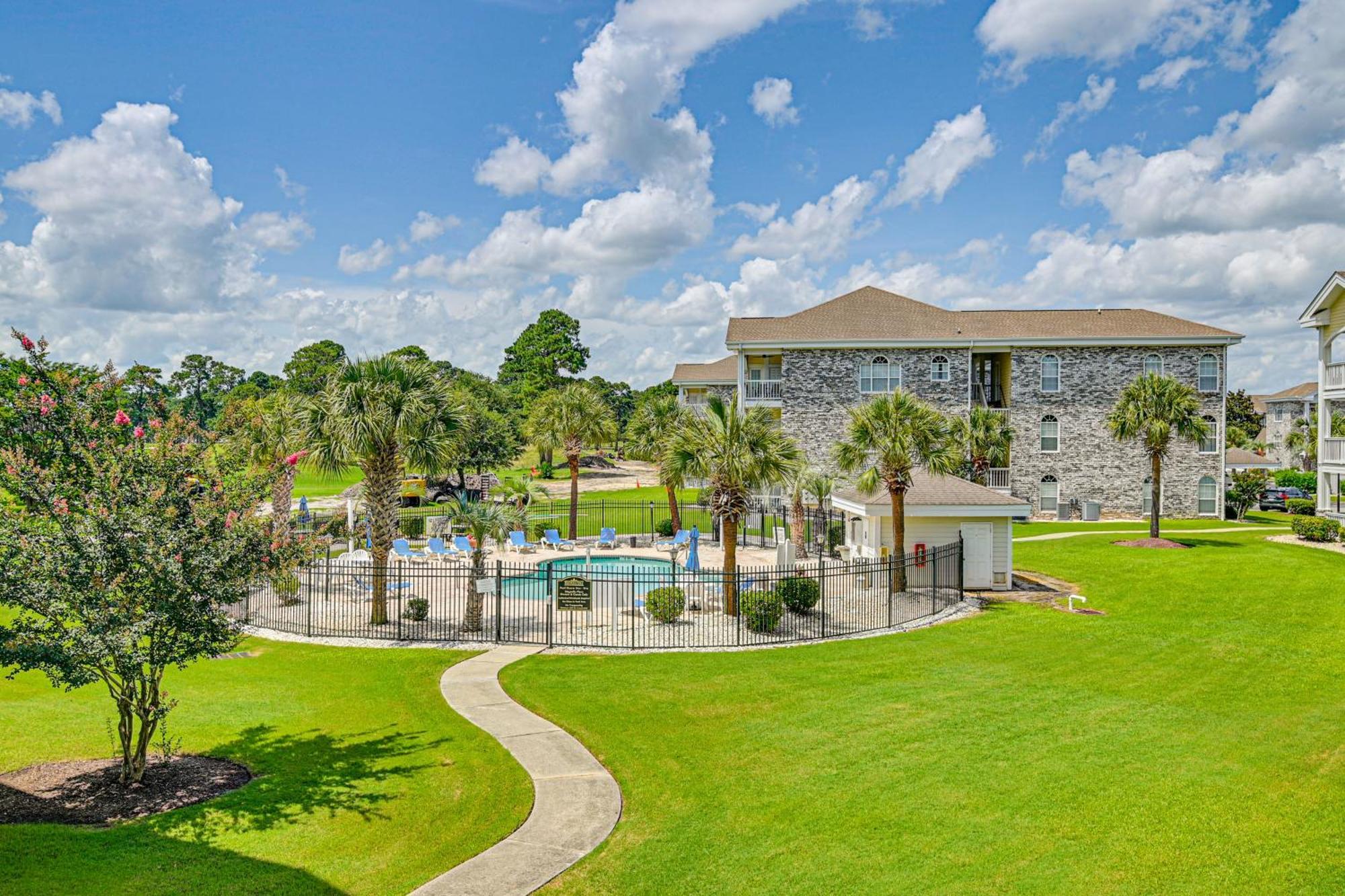 Pet-friendly Myrtle Escape With Pool Views! Apartment *