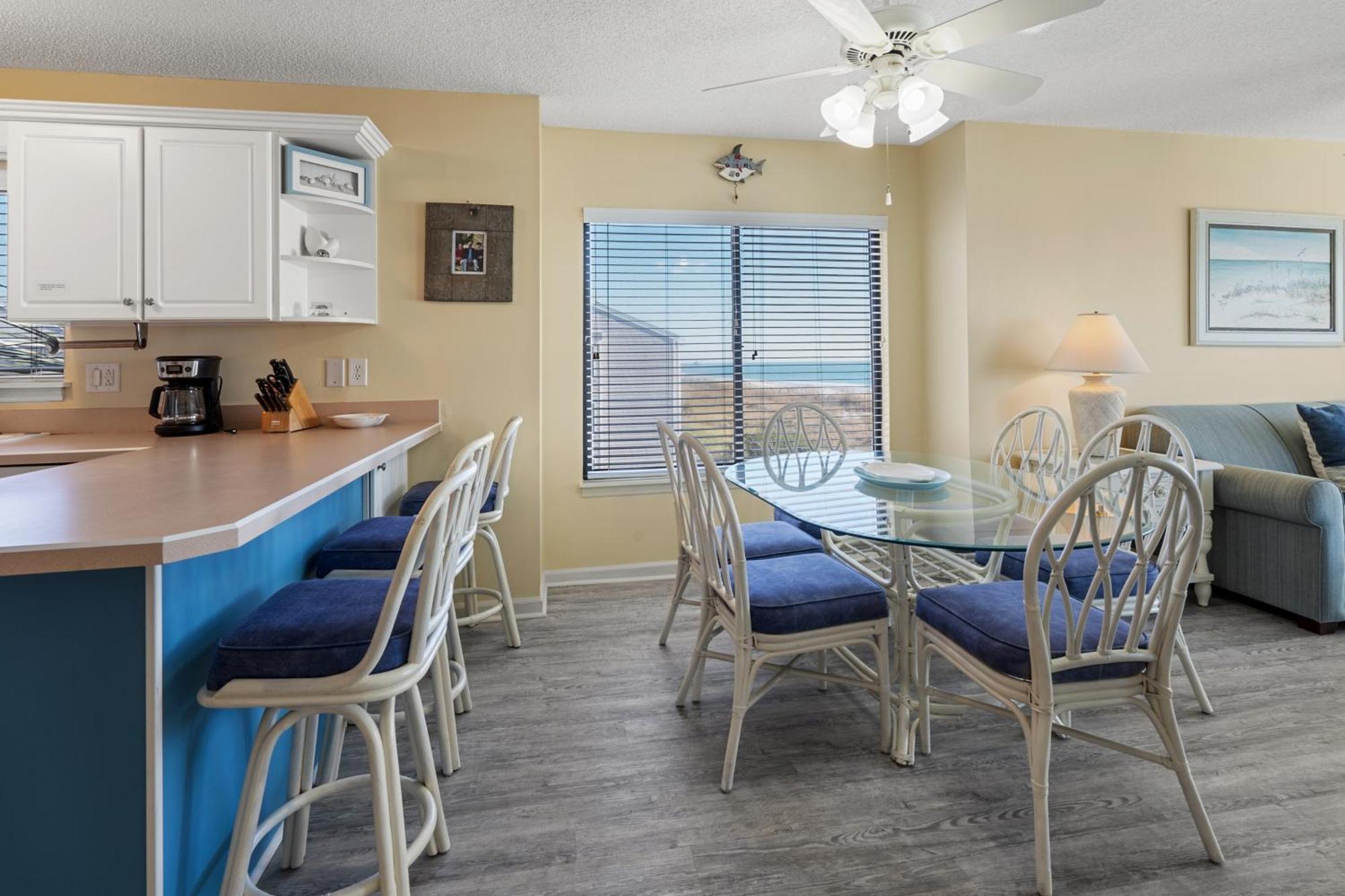 Holiday home Sea Cloisters 305d *