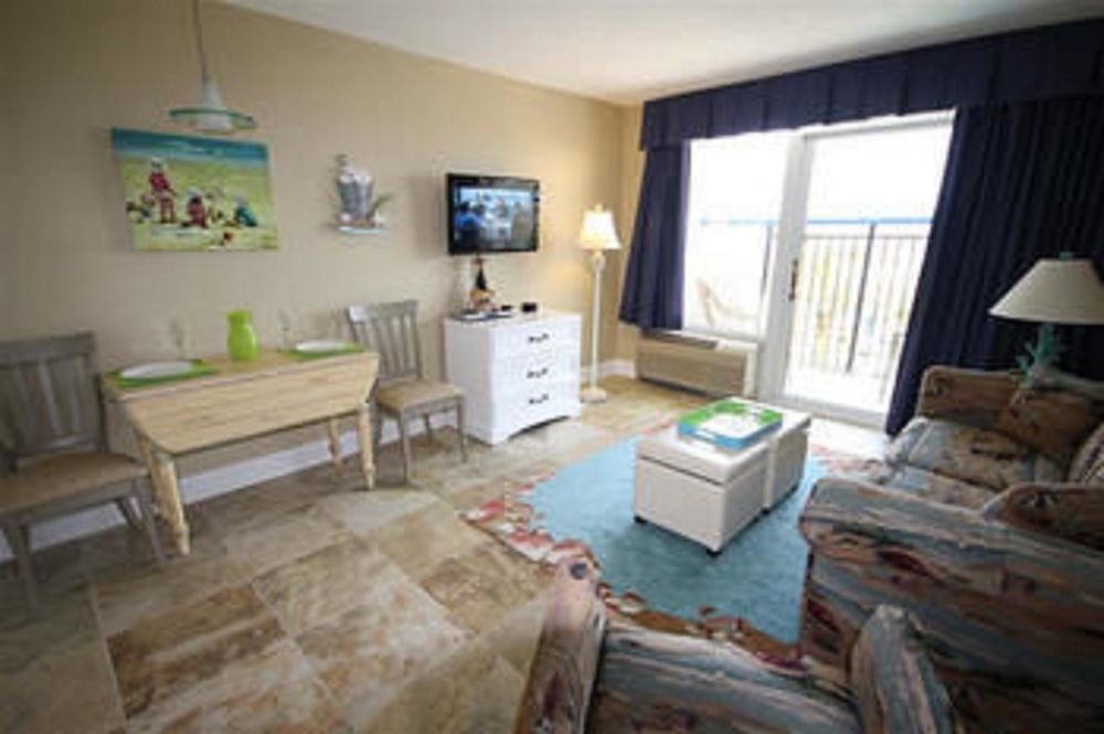 Units At Boardwalk By Elliott 3*