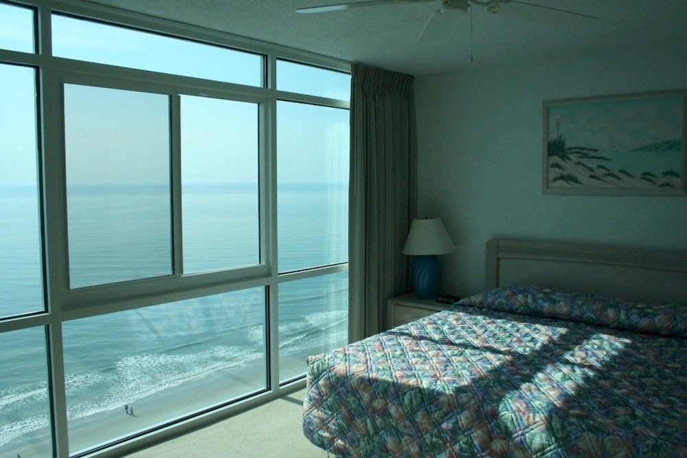 Club Regency At Regency Towers