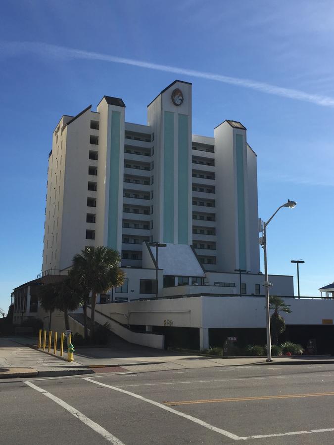 Hotel Reef 2*