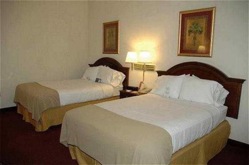 Resort Express Myrtle Beach-broadway At The By Ihg 3*