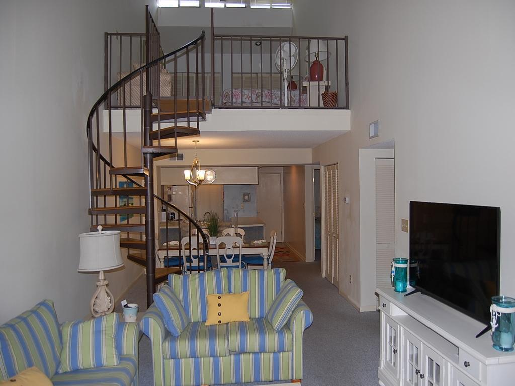 Heron Pointe Apartment