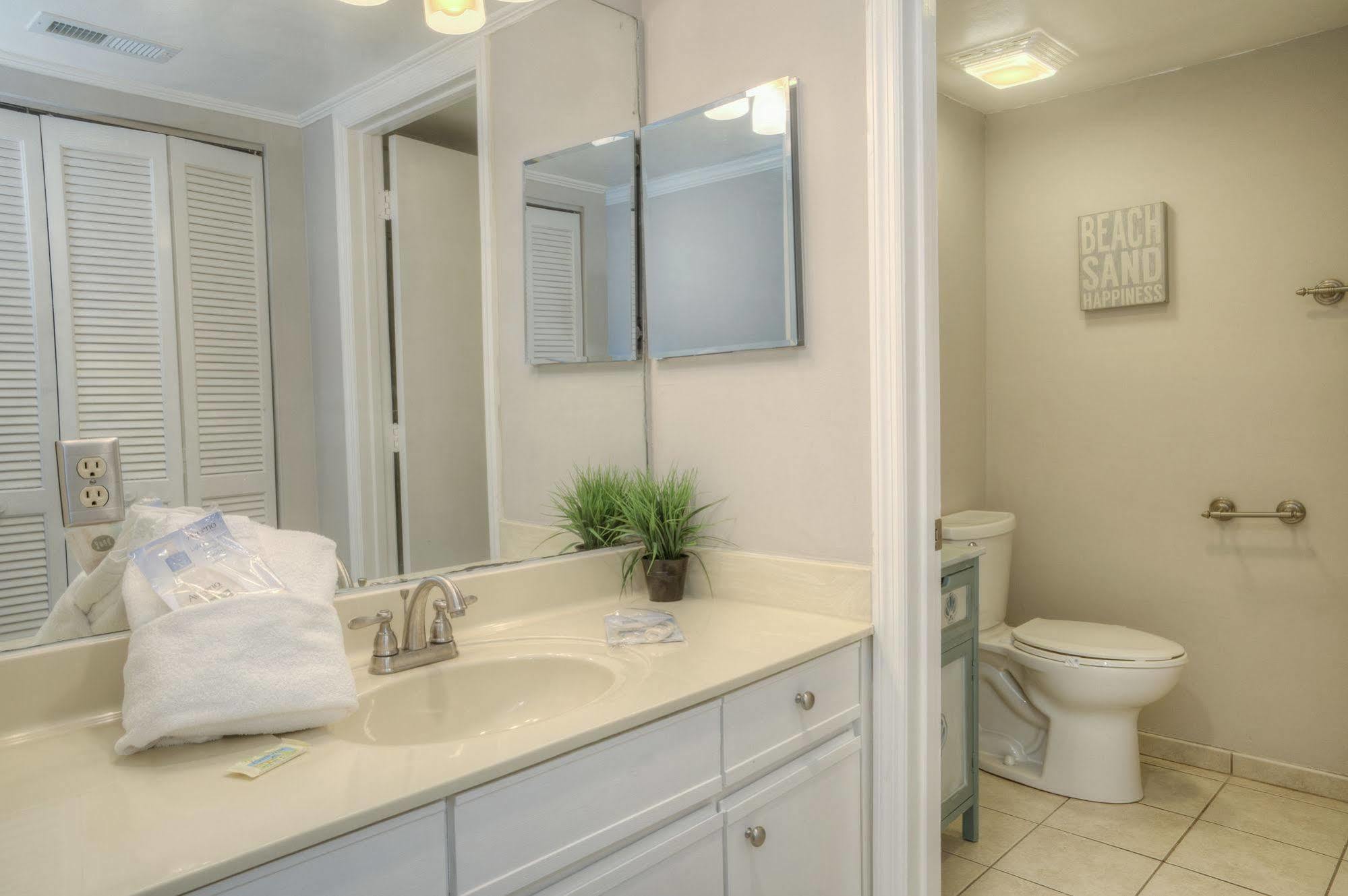 Apartment The Dunes Towers By Palmetto Vacation Myrtle Beach