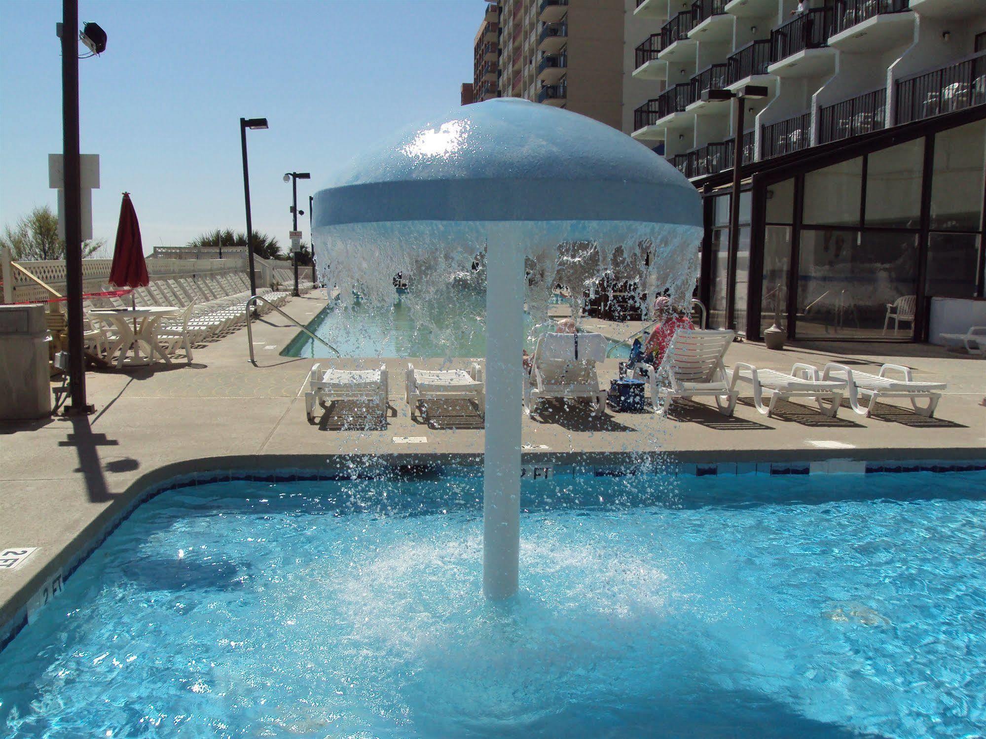 Reef Hotel