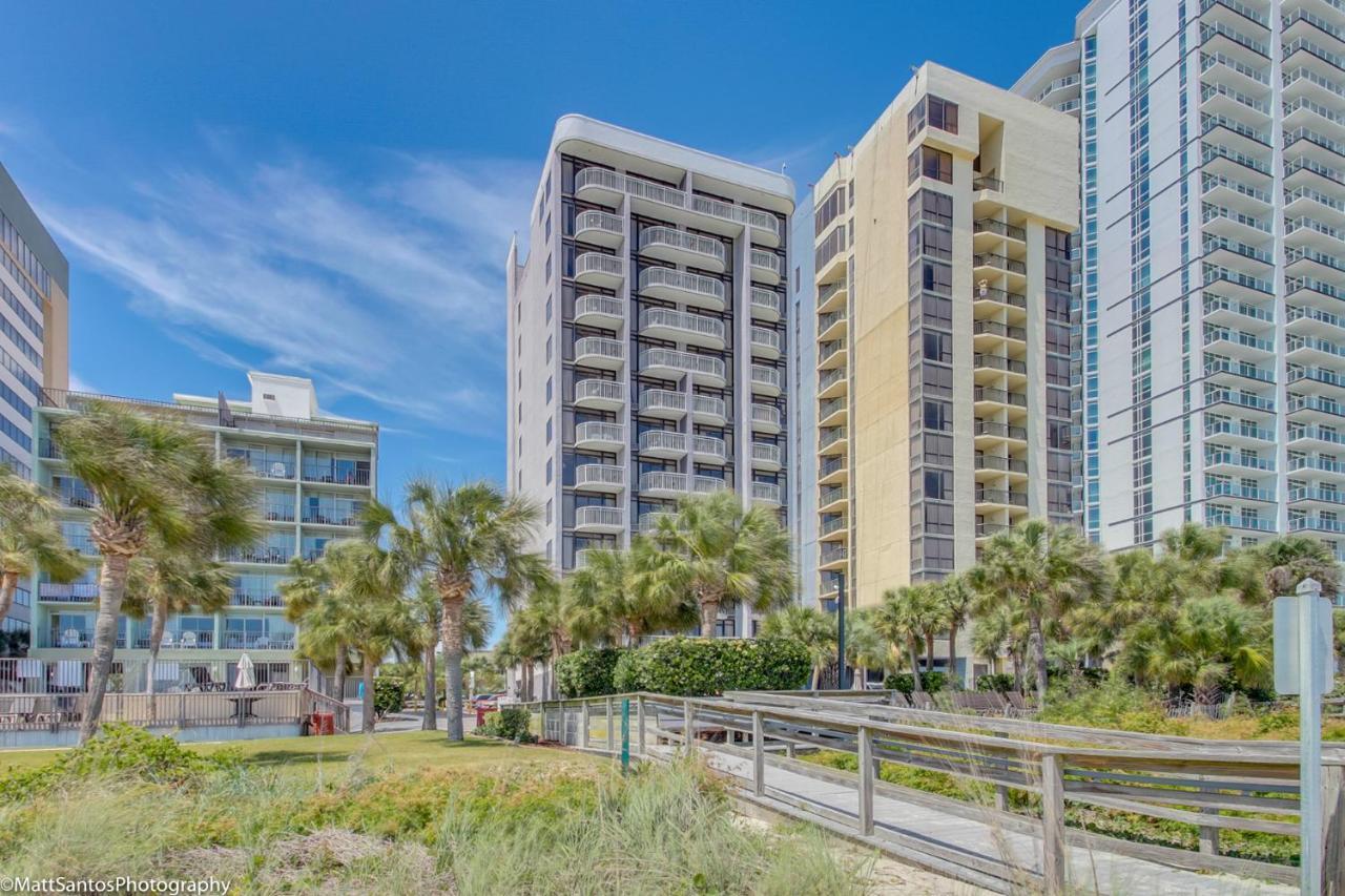 Bright Atmosphere Oceanfront Breakers Sailfish Apartment