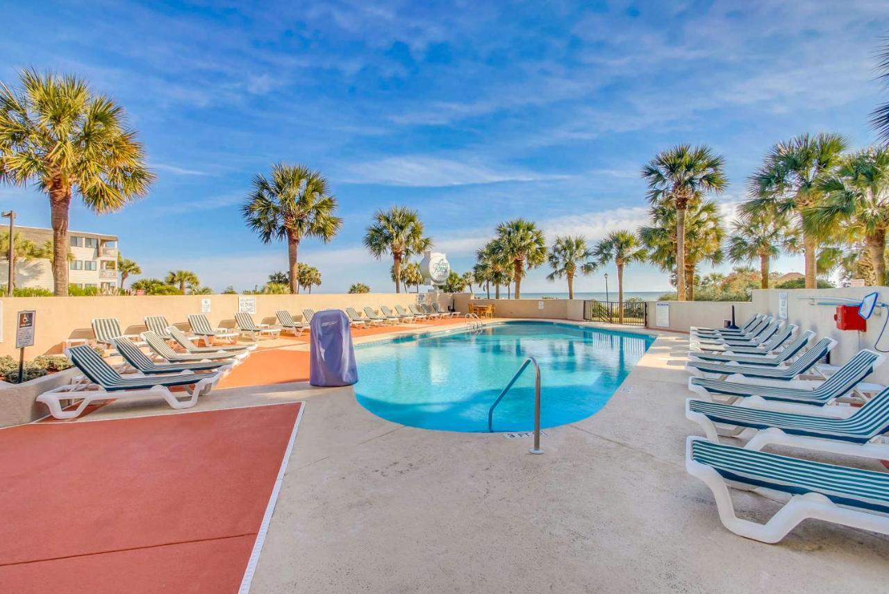 Scenic Views From The Balcony At Ocean Forest Plaza Apartment *